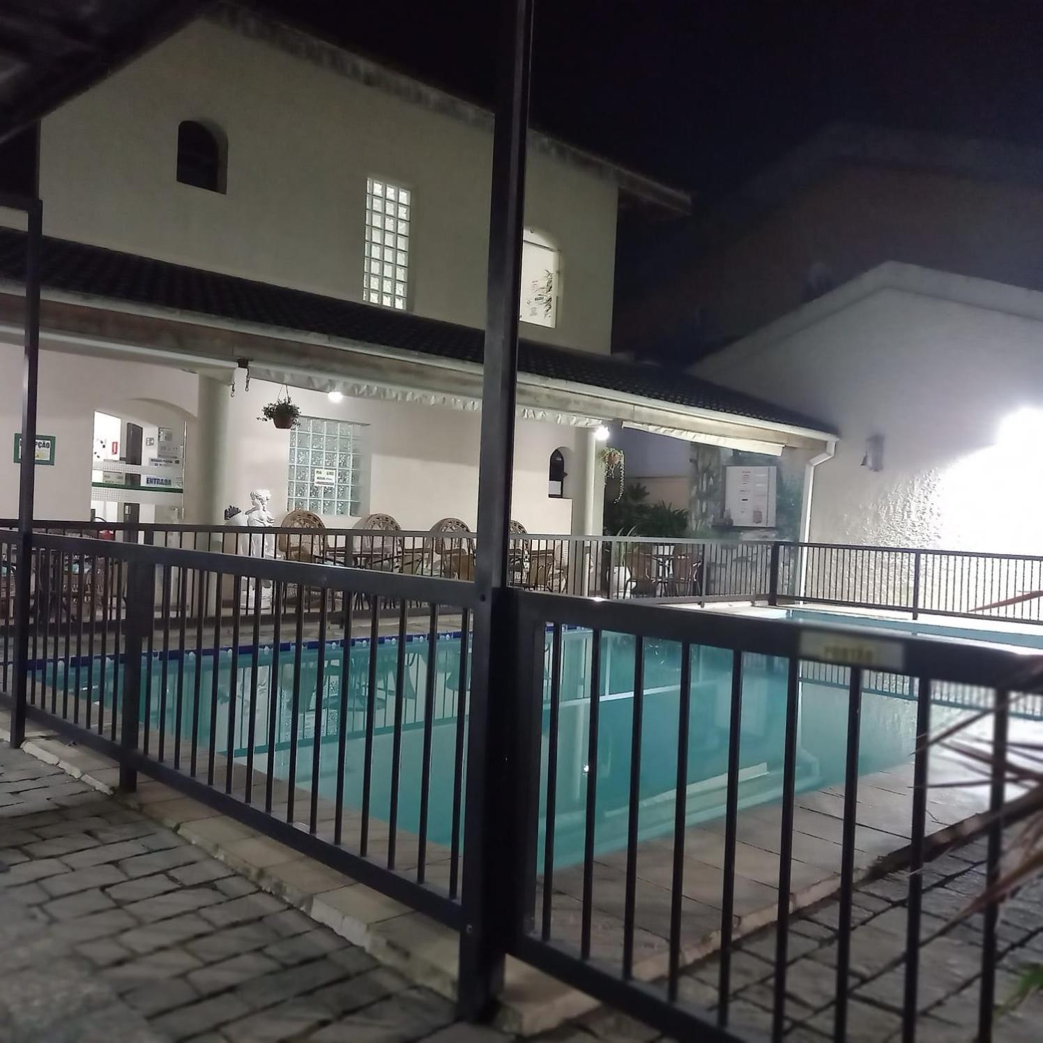 Pousada Parque Suites Estacionamento E Piscina Guaruja Exterior photo
